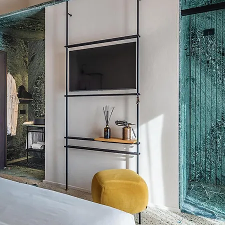 Laqua Countryside Hotel 2*