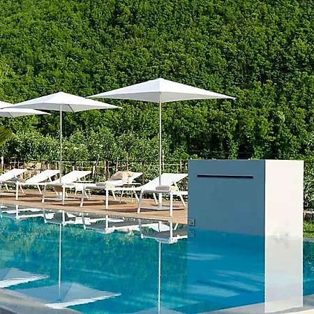 Laqua Countryside Hotel